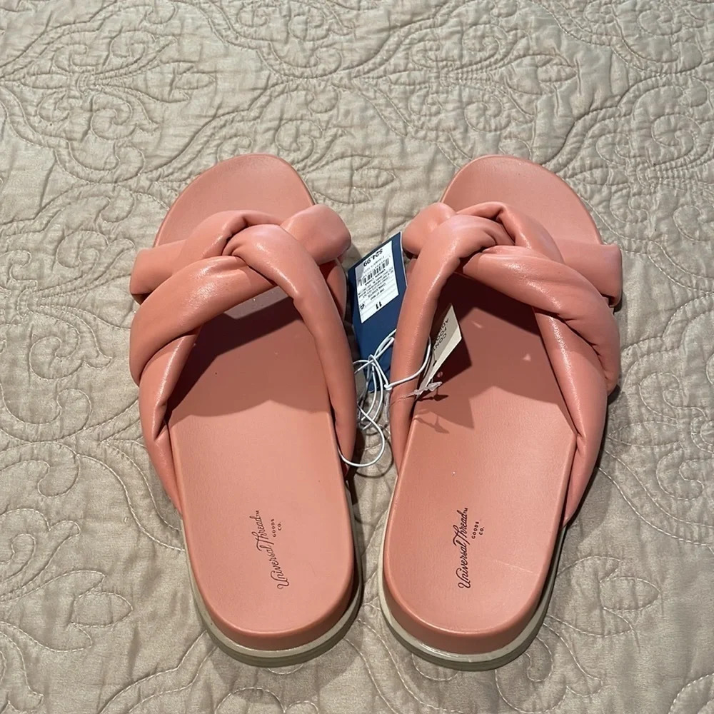 Cute Women’s Sandals - Picture 3 of 9